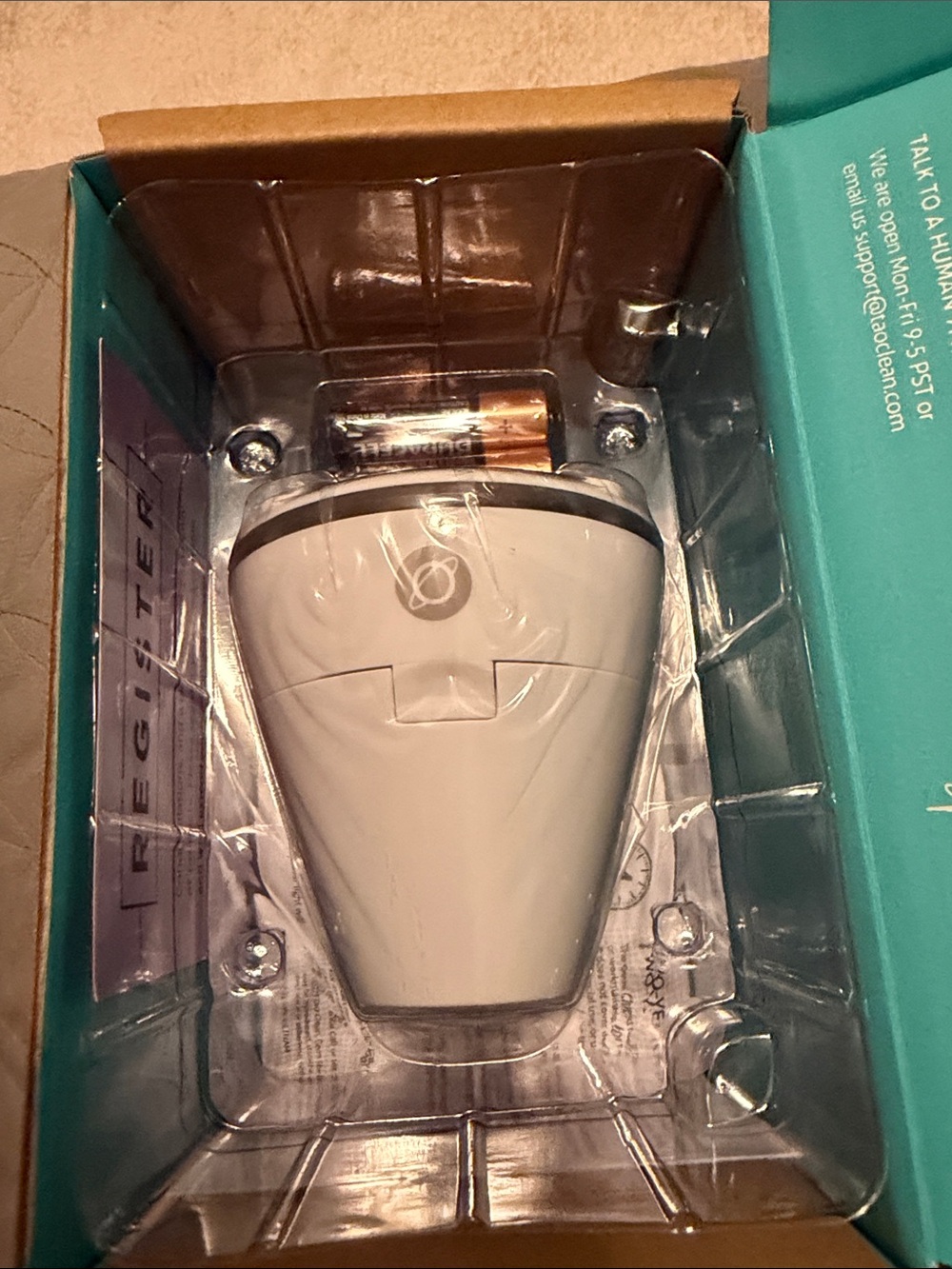 Tao Toothbrush UV Sanitizer with AA Battery Power - Picture 6 of 6